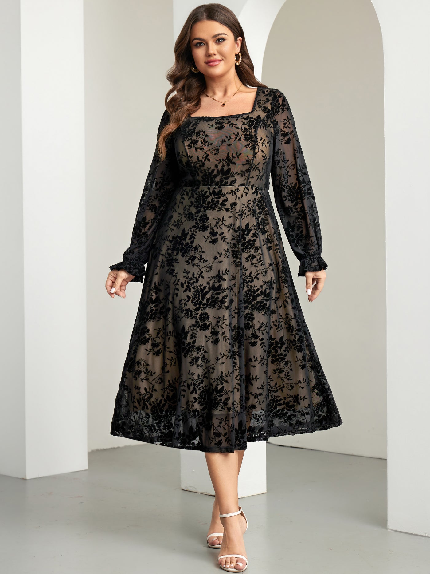 Plus Size Lace Square-Neck Maxi Dress — Black