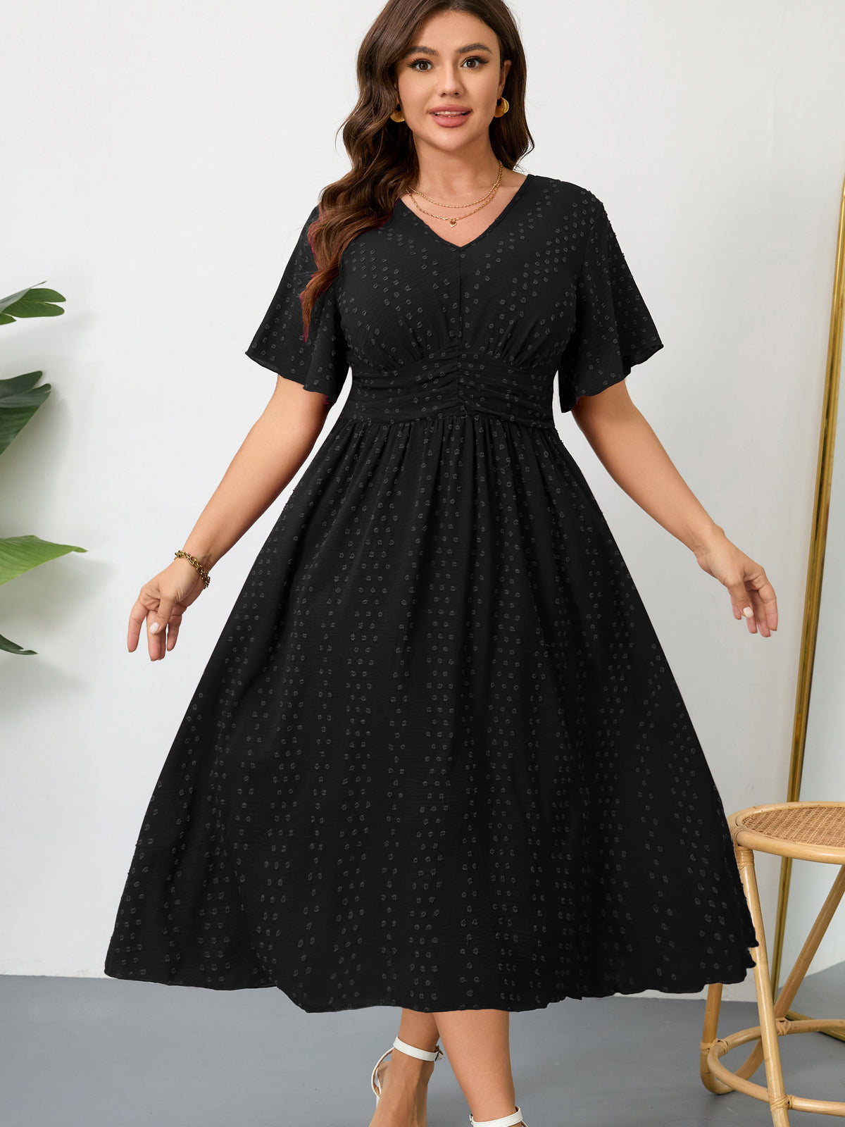 Plus Size Swiss-Dot V-Neck Maxi Dress — Black