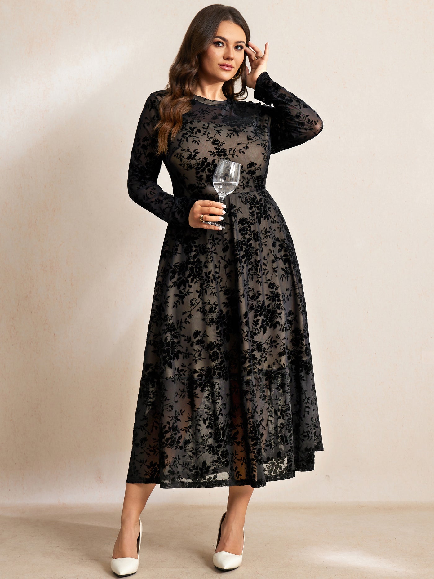 Plus Size Lace Long-Sleeve Midi Dress — Black Flocking Floral