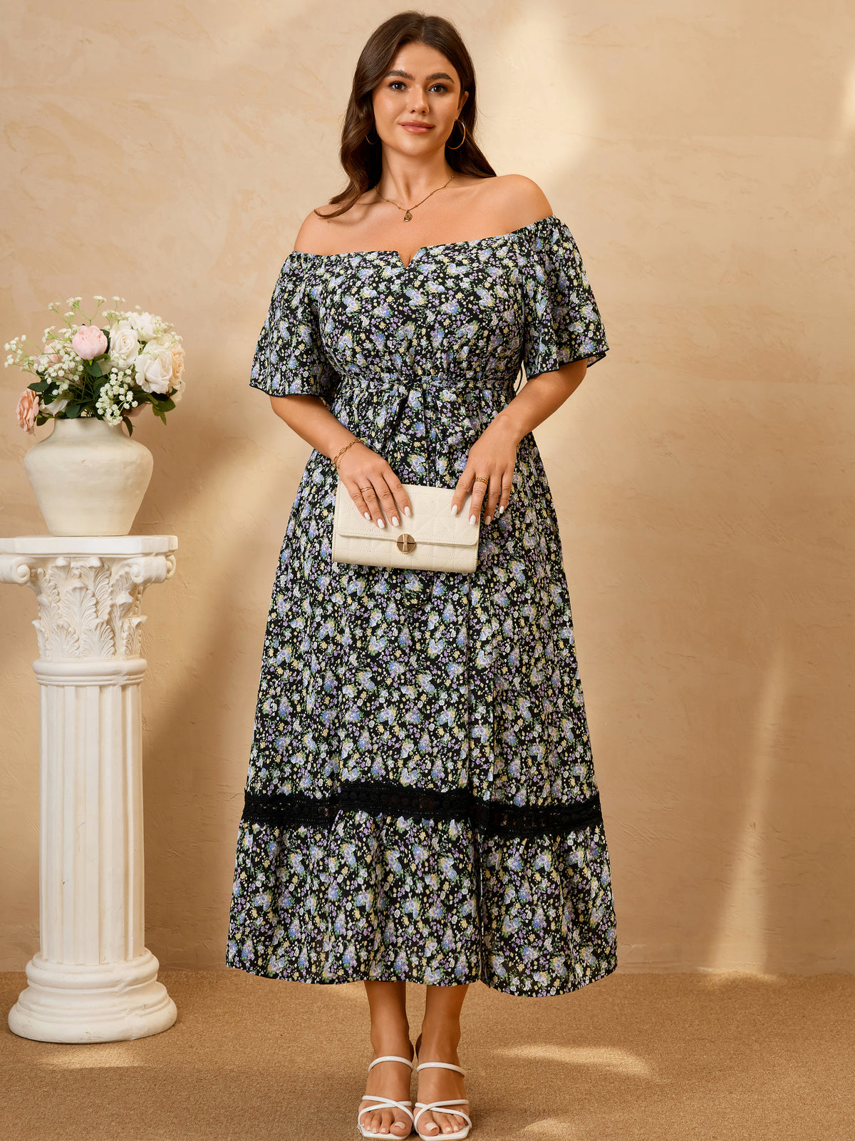 RWJ 6653 Black Floral image 3