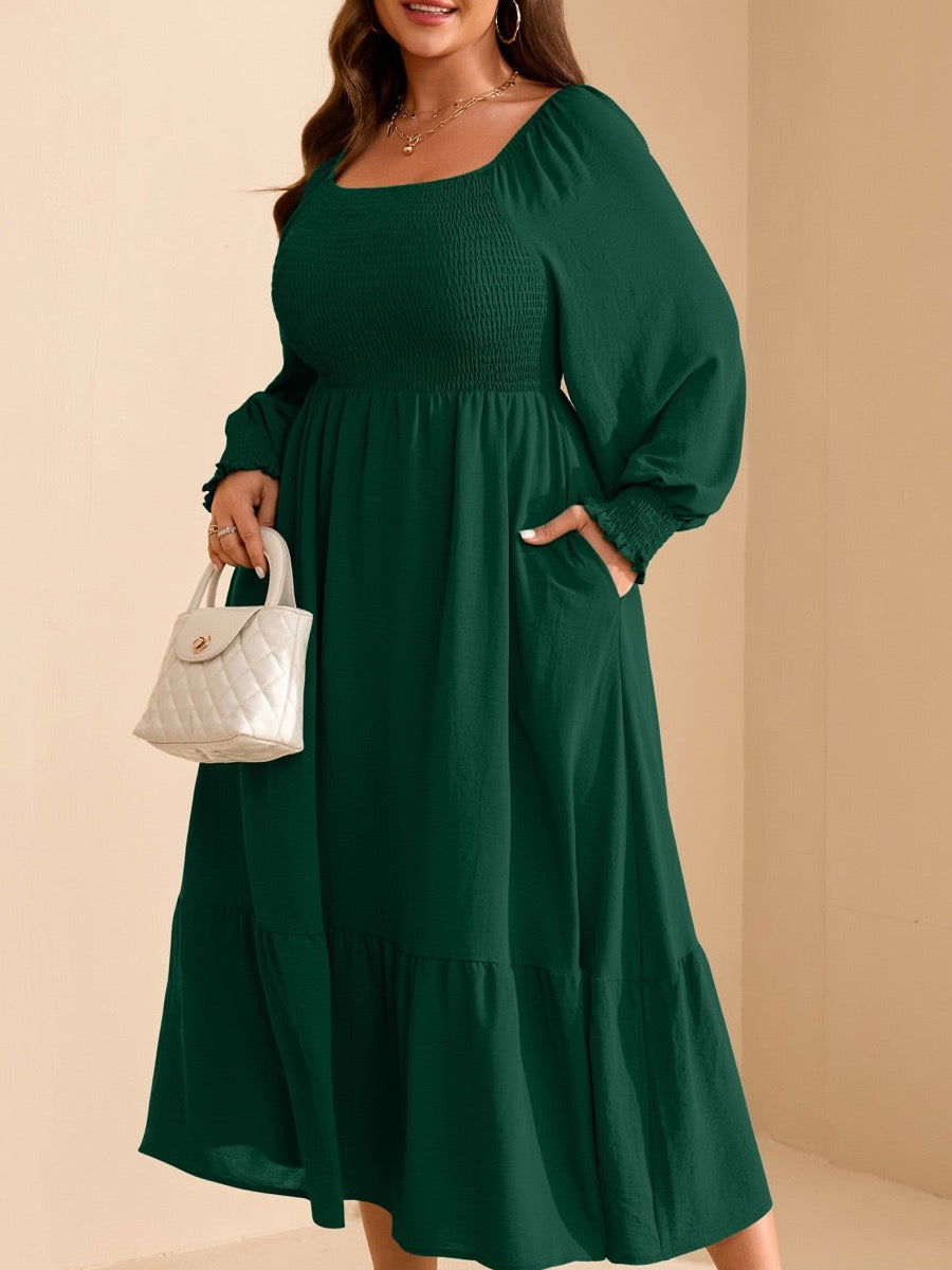 RWJ 6681 Green dress detail crop, 3:4