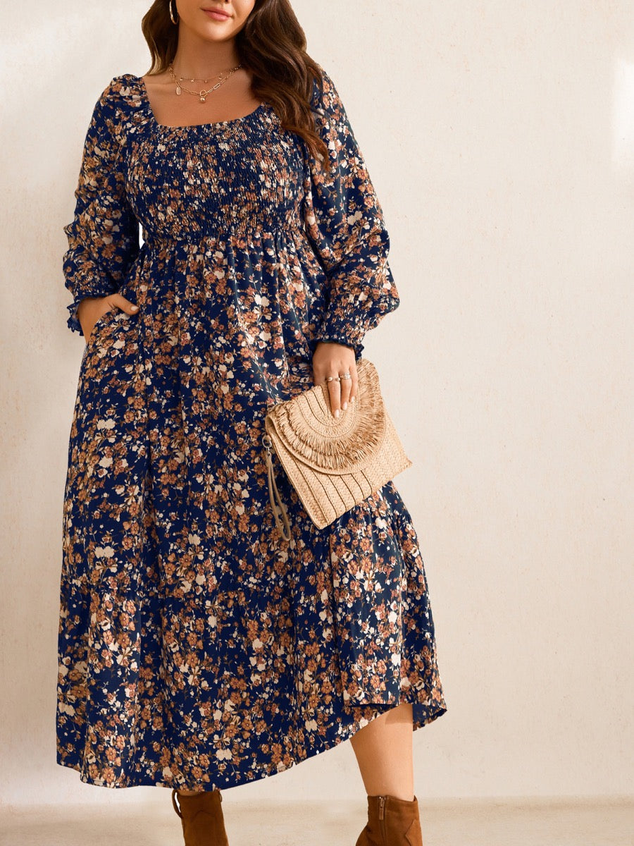 RWJ 6681 Navy Floral dress detail crop, 3:4