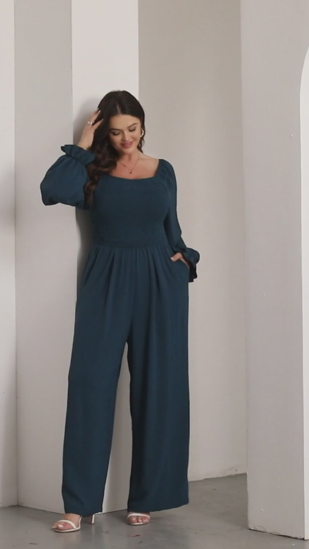 RWJ 6902 vertical product video