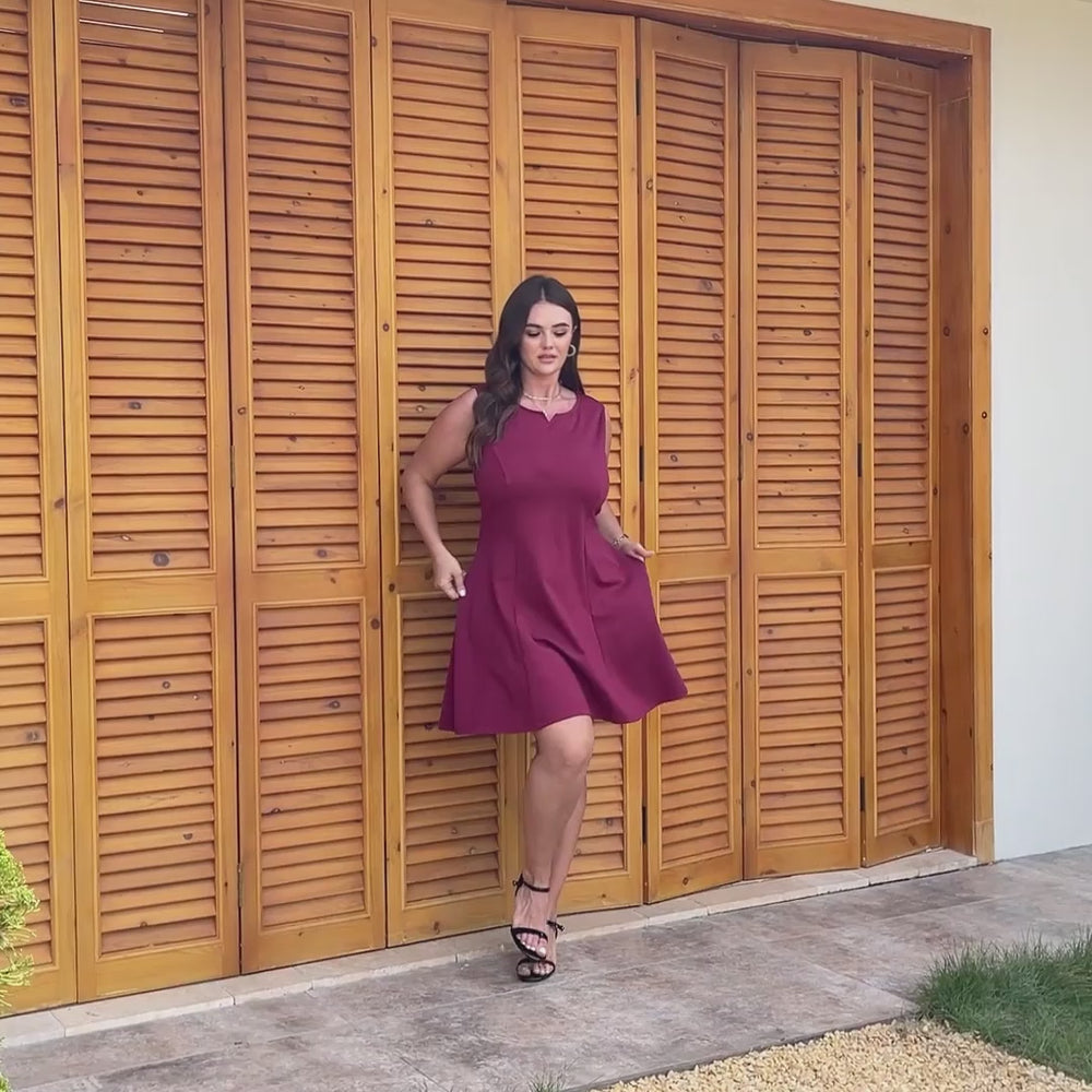 RWJ 6752 Burgundy dress video