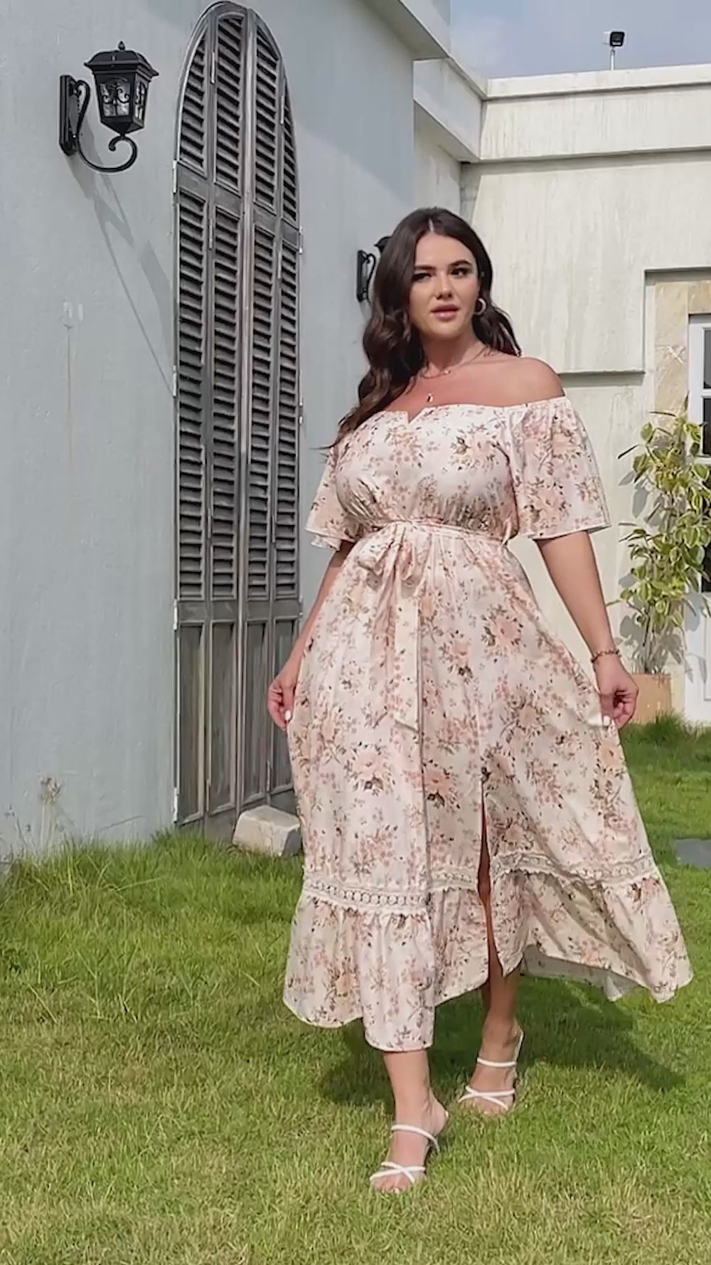 RWJ 6653 Plus Size Off-Shoulder Floral Maxi Dress in motion
