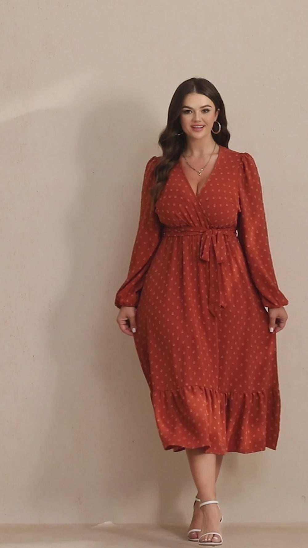 RWJ 6404 Plus Size V-Neck Tiered Midi Dress in motion