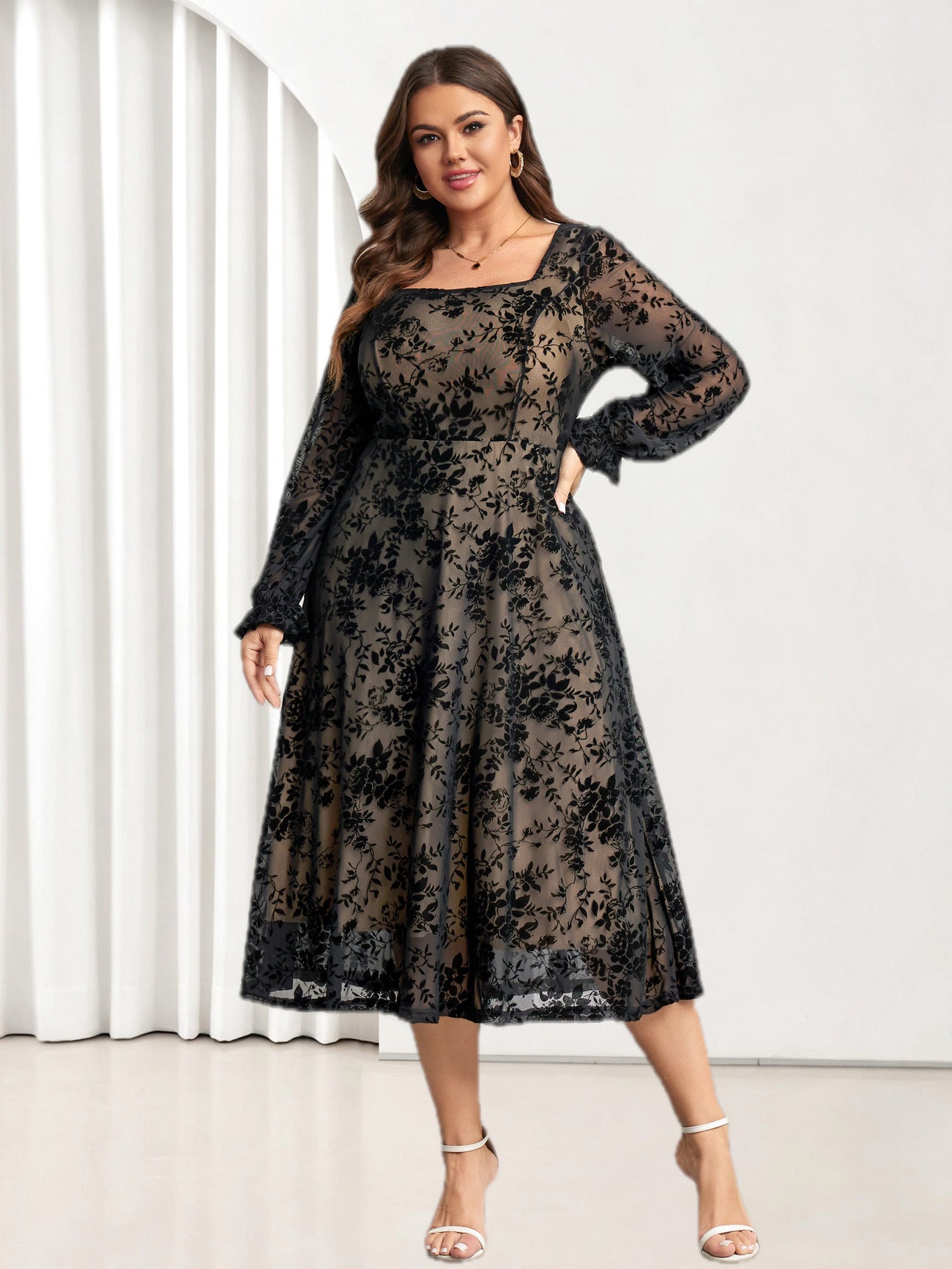 RWJ woman wearing a printed dress