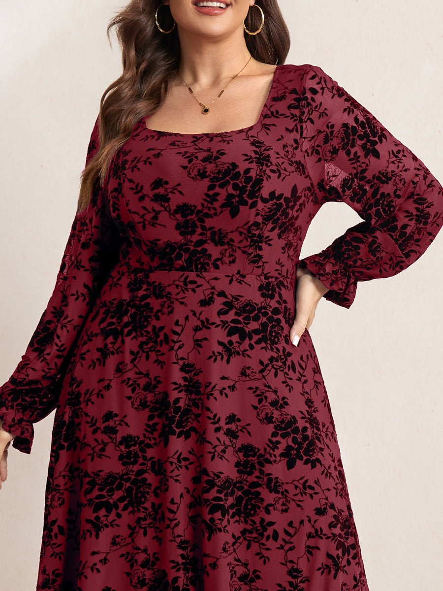 RWJ 6402 red floral lace square-neck maxi dress, upper-body detail