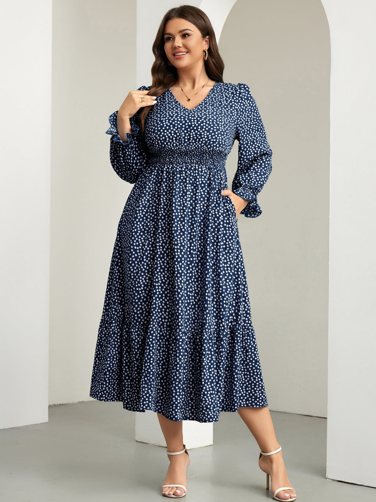 RWJ 6406 Floral Navy Blue detail image