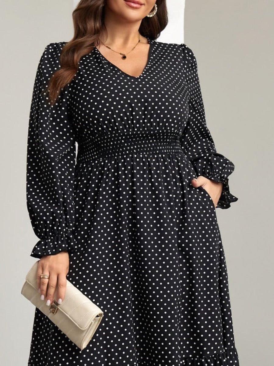 RWJ 6406 black polka-dot Swiss-dot V-neck midi dress, upper-body detail