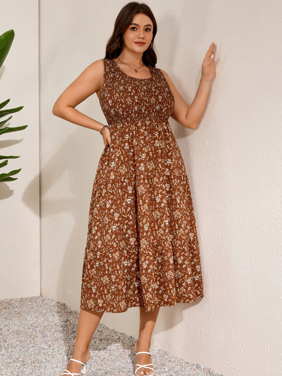 Plus Size Sleeveless Tiered Maxi Dress — Brown Floral gallery image 2