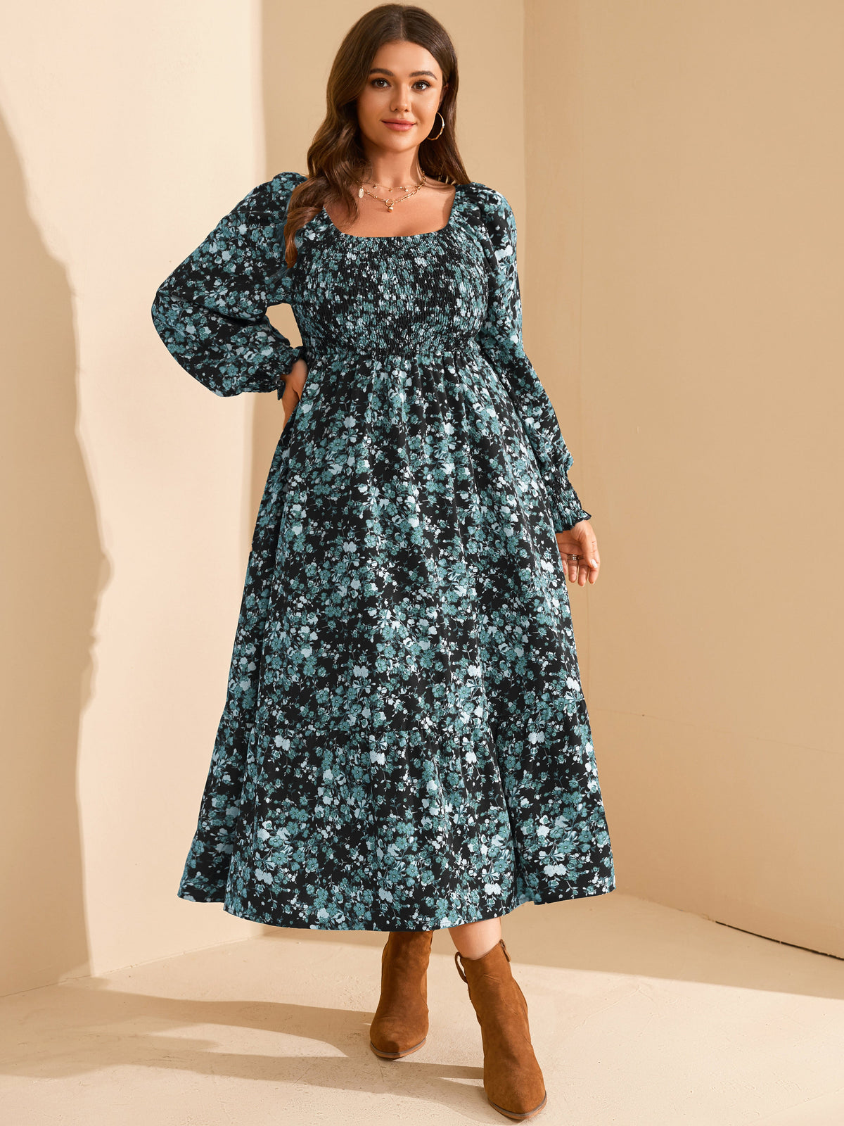 RWJ 6681 Black Blue Floral detail image