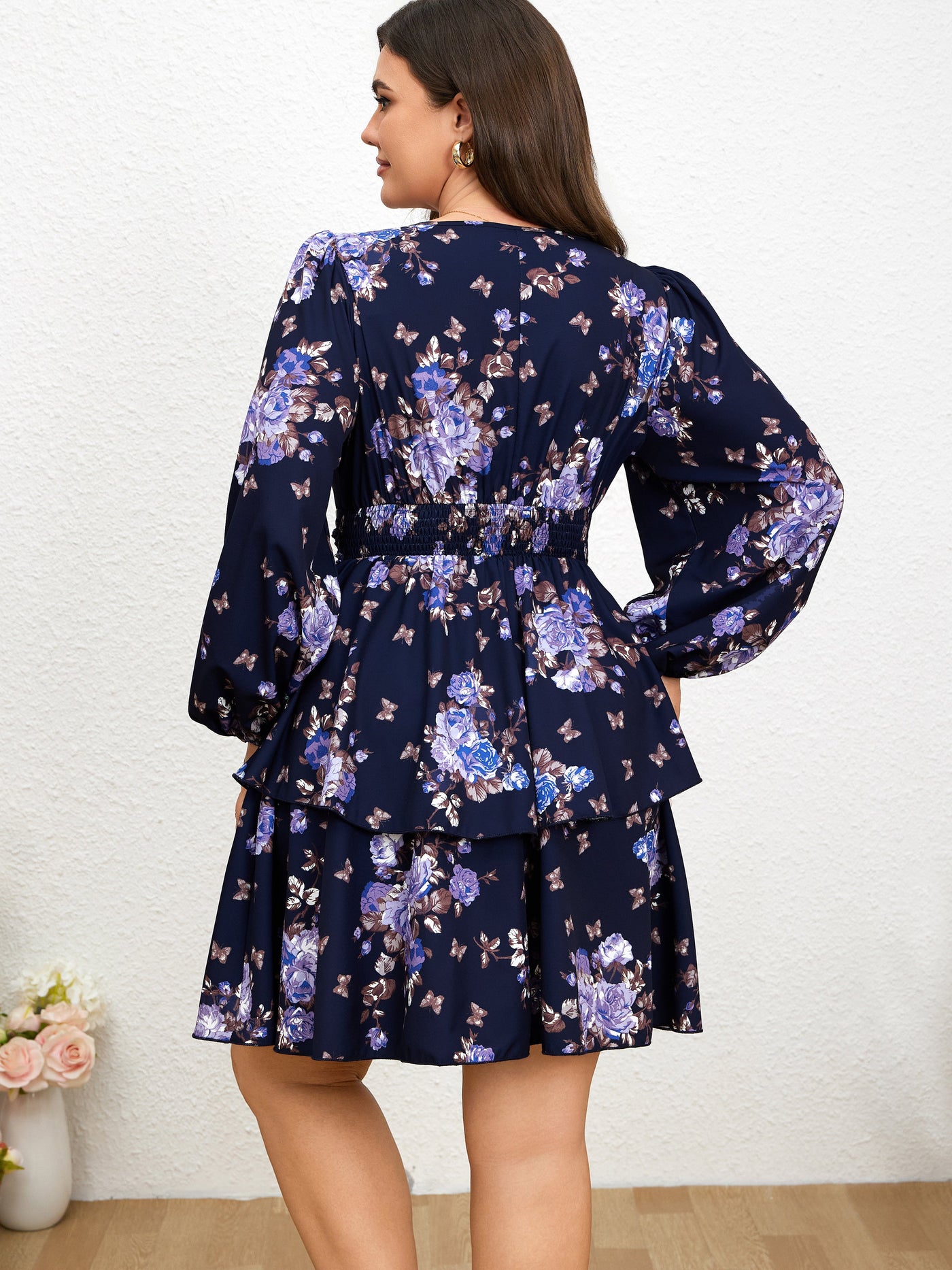 RWJ 6685 Blue Purple Floral detail image