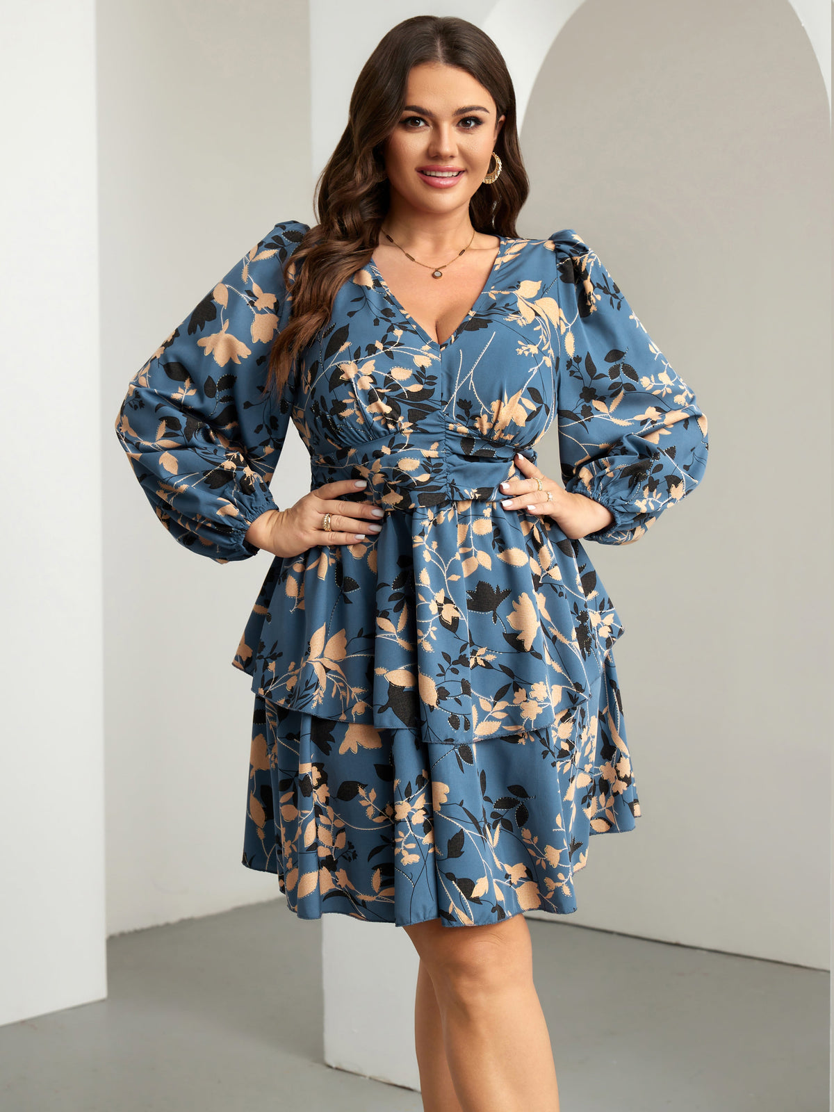 RWJ 6685 Dusty Blue Floral product image