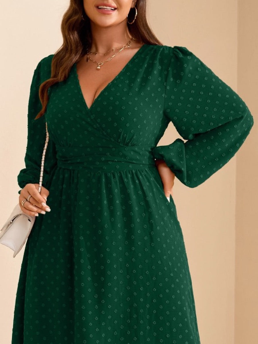 Plus Size Swiss-Dot V-Neck Party Dress — Emerald Green close-up detail