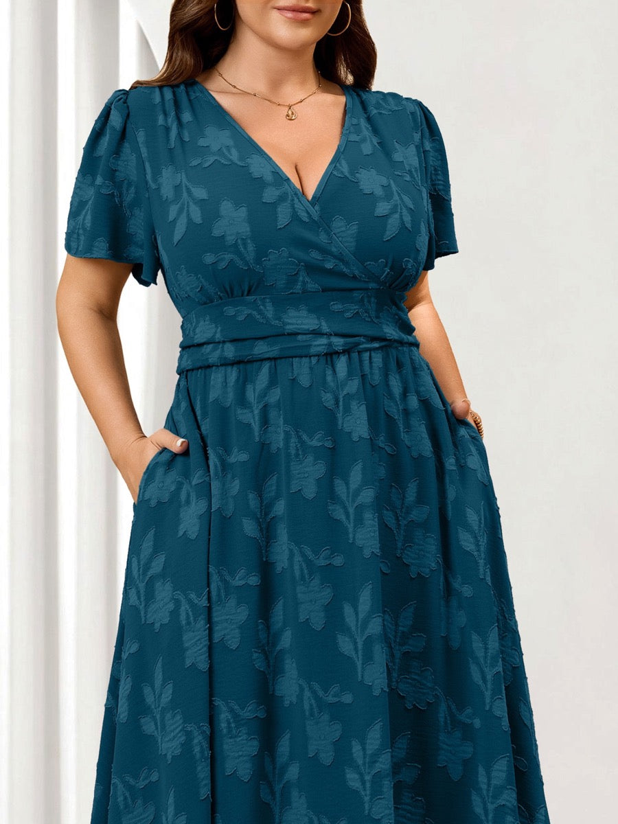 Plus Size Lace V-Neck Midi Dress — Lake Blue close-up detail