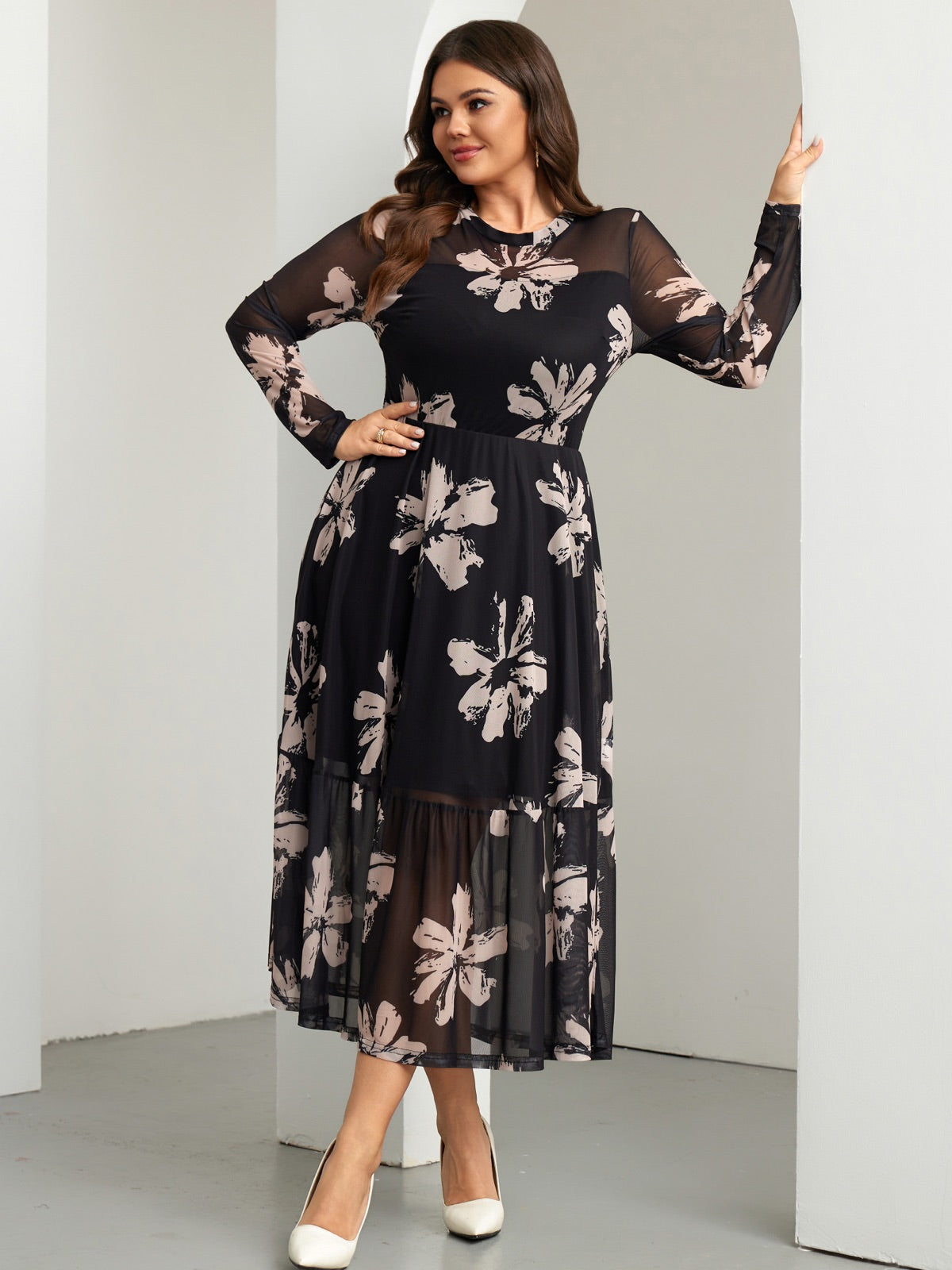 Plus Size Lace Long-Sleeve Midi Dress — Black Floral gallery image 1