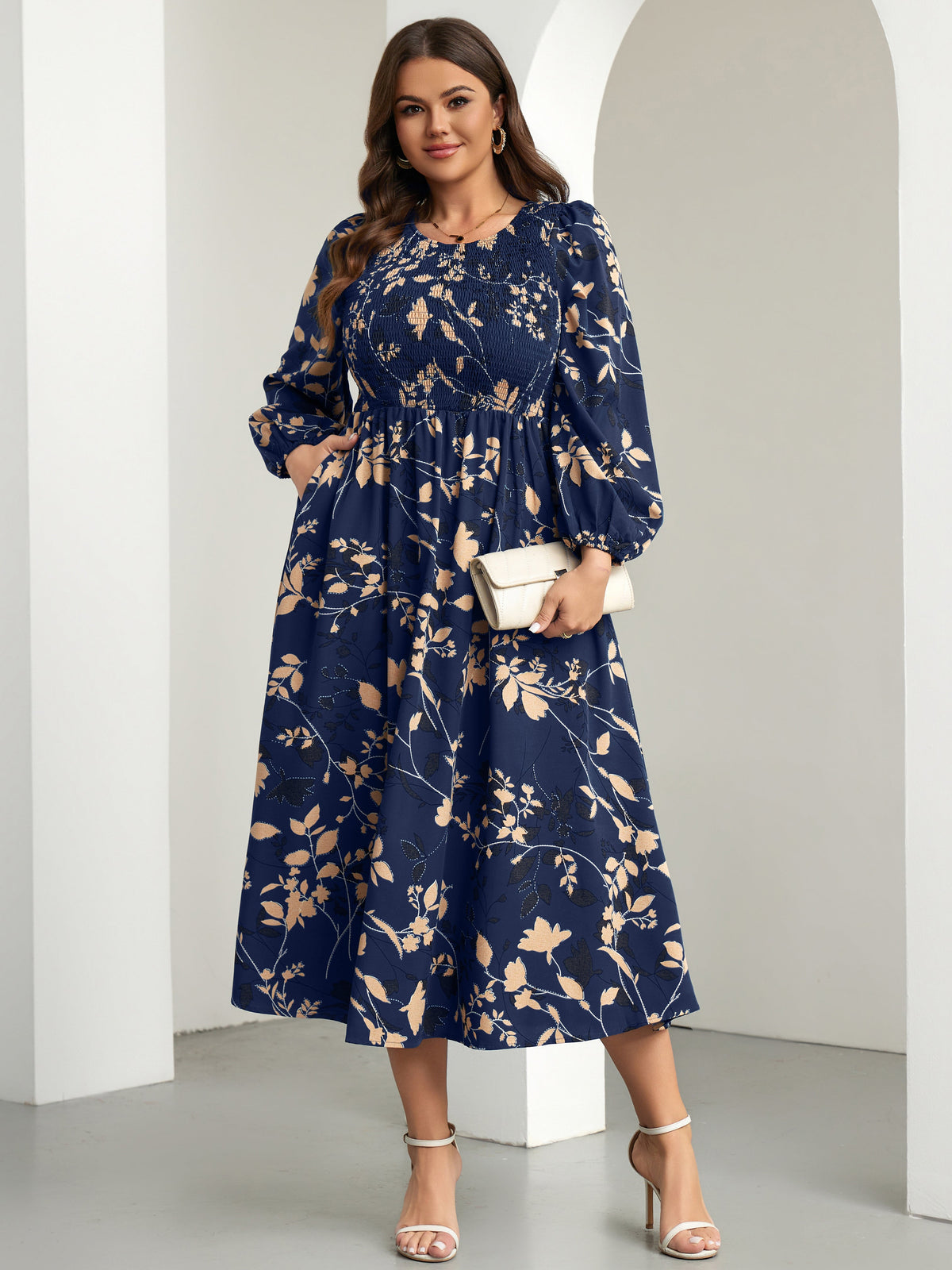 RWJ 6812 Floral Navy Blue detail image
