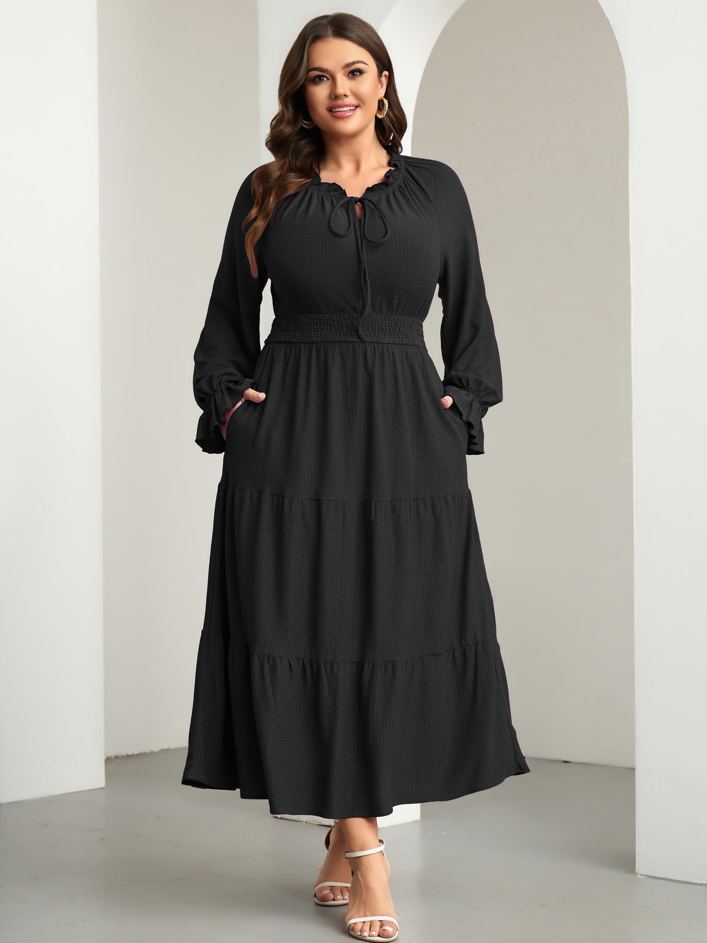 RWJ 6813 Black plus size tie V-neck puff-sleeve maxi dress