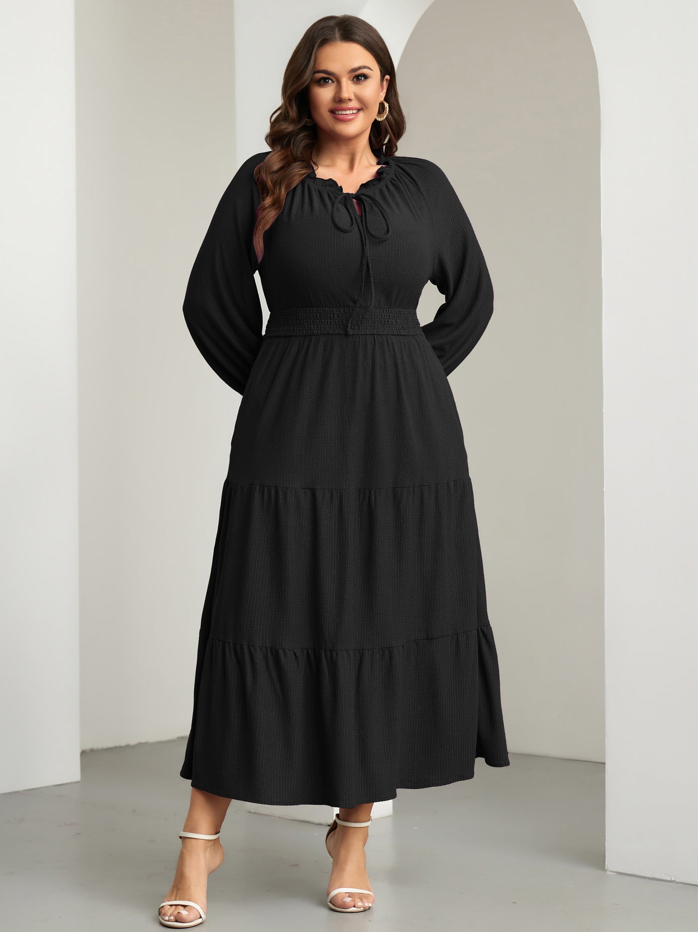 RWJ 6813 Black plus size tie V-neck puff-sleeve maxi dress