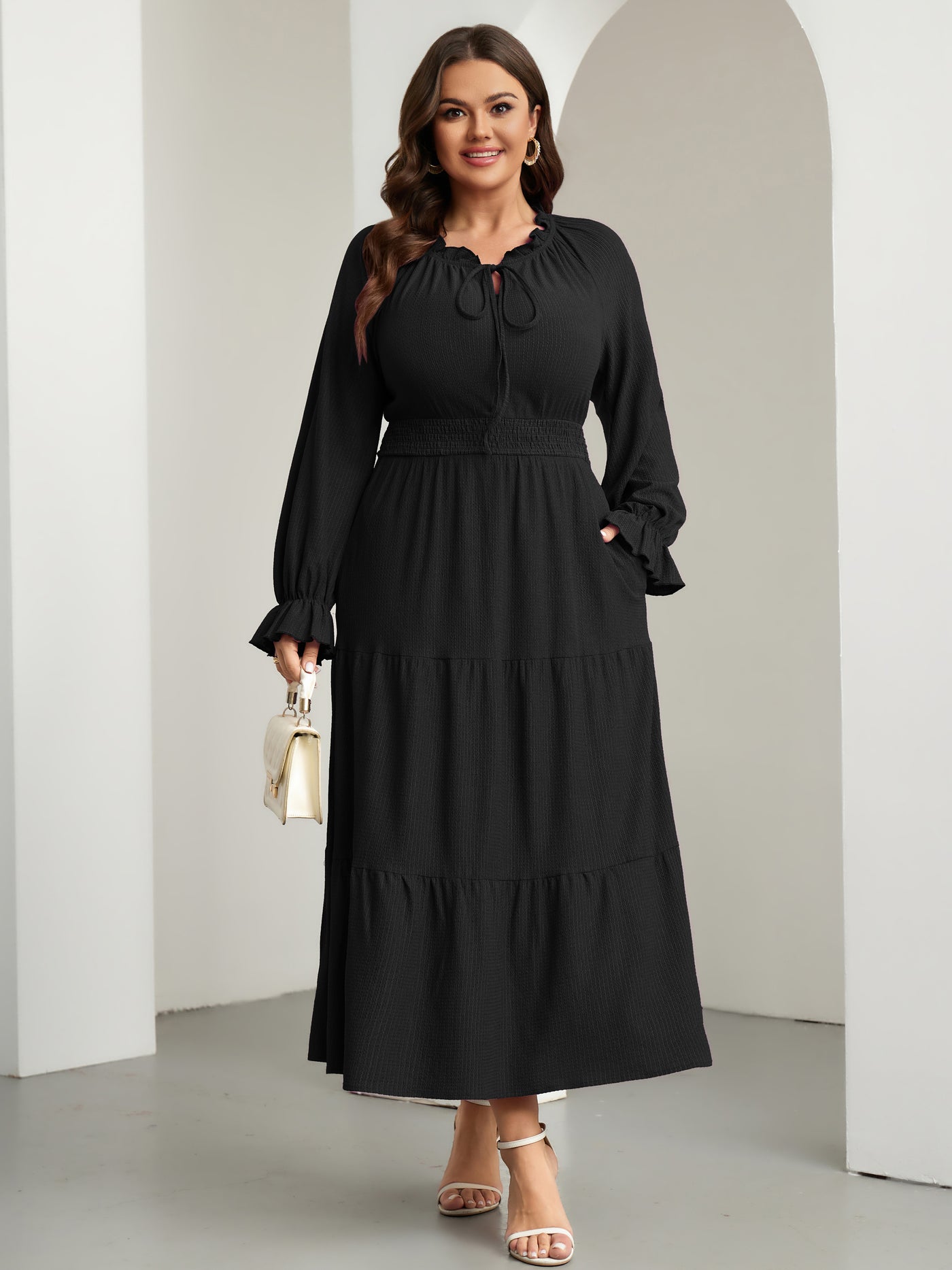 RWJ 6813 Black plus size tie V-neck puff-sleeve maxi dress